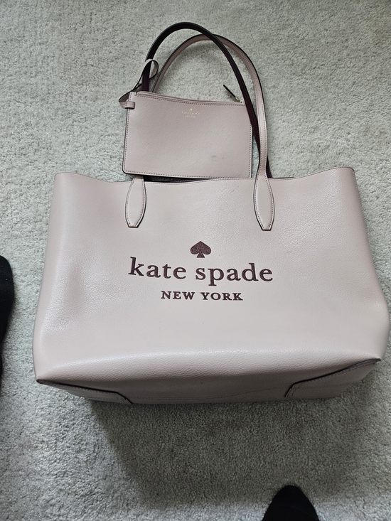 kate spade Handbags - kate spade New York Blush Pink Leather Tote with Wristlet